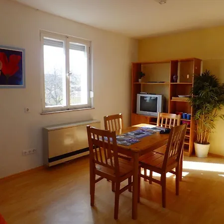 Apartment Ferienwohnung Obstbaumwiese